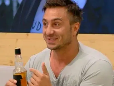 Коцето вдигна палат за 1.5 милиона до къщата на Бойко в Банкя