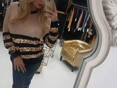 Кошмар! Крадец нападна Мис Силикон в магазина й