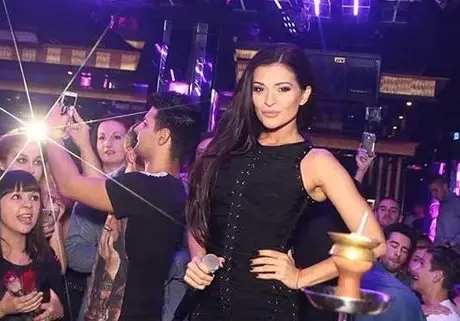 Преслава си върна бомбите след слуховете, че е бременна