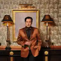 Пускат извънредни билети за спектакъла на Васил Петров в зала 1 на НДК