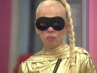 Сензационни разкрития! Луна си пада по жени, истинското й име е Лухче + още пикантерии