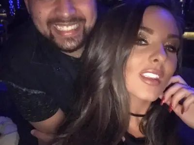 Щерката на Глория и Иван от X Factor гаджета! Симона се разори да пуска SMS-и за момчето