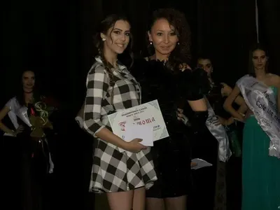 Силвия Юрукова се появи на градус на конкурс за красота