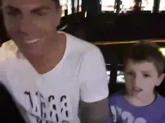 СКАНДАЛНО! Пернишкият Роналдо помъкна невръстния си син по дискотеки! Това ли е средата на 7-годишния Марио?