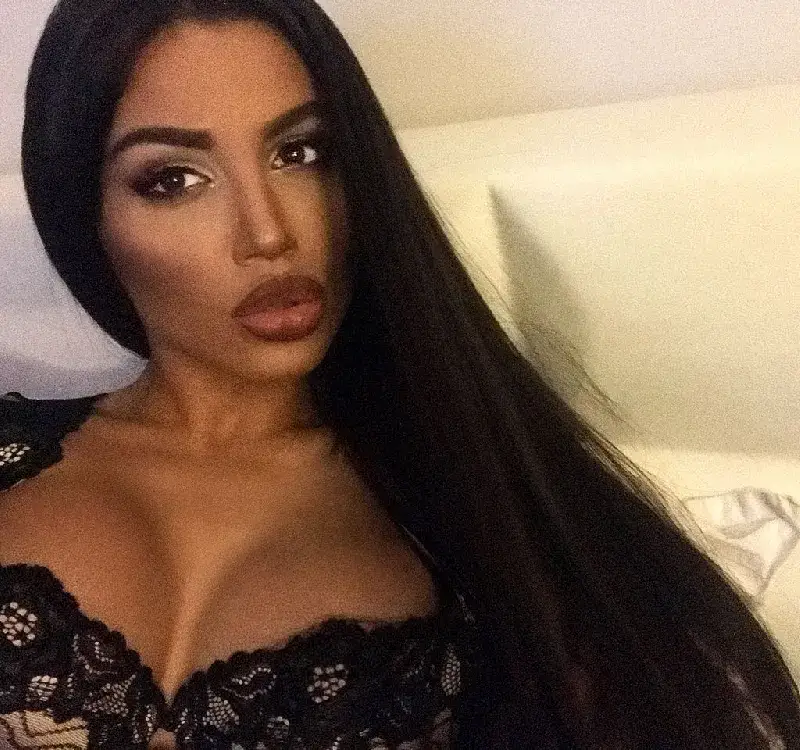 Тони Найка забива бившата на Гущеров