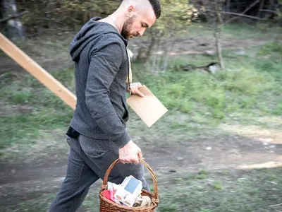 Влюбеният Алек от „Фермата“ спаси гаджето си от дуел