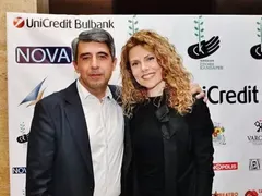 Влюбената Деси Банова: Още не съм бременна от Плевнелиев, но много искам! Той: Искам да остарея с нея!