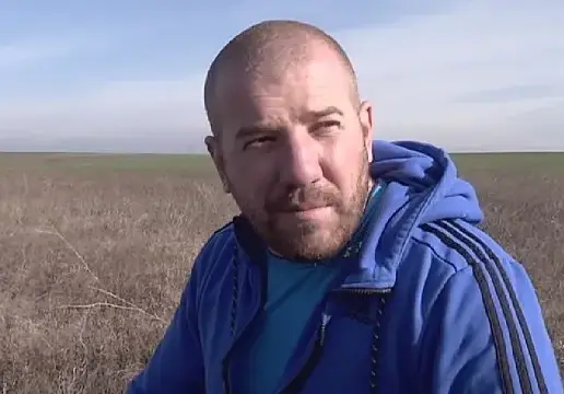 Знойна димитровградчанка с шок разкрития: Динко искаше да ме продаде за жрица в Гърция! Обича да посяга на жени