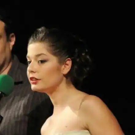 Алекс Сърчаджиева няма да се омъжва за Ласкин (Актрисата не ще и да чуе за брак)