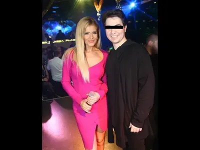 Анелия не спира да се разхубавява! Сияеща и в топ форма п, пръска чар в клубовете!