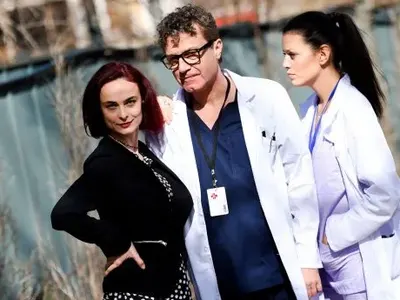 Буковска изкара 30 бона от горещата сцена с бившия си мъж в „Откраднат живот“