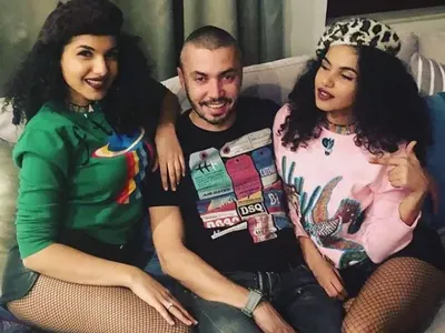 Цуни в тройка с близначките от „ВИП Брадър”! Не крие близостта си до Алекс и Влади, дори се натискат се публично