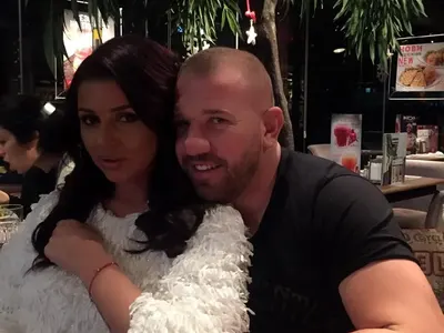 Дебора и Динко се загаджиха, певицата излезе от болницата заради Супер Ганьо