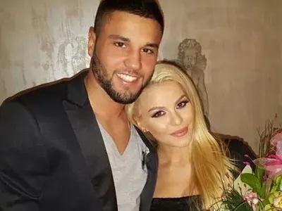 Деси Слава роди син!