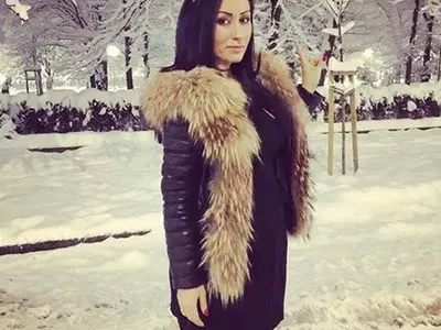 Джена заряза бебето по празниците за троен хонорар