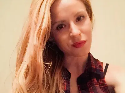 ЕКСКЛУЗИВНИ СНИМКИ! Ето я годеницата на Годжи, която му роди дете! Надежда още страда по бившия си (Вижте кой е)