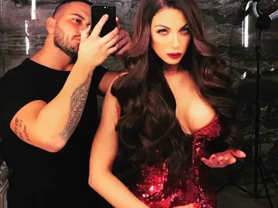 Емануела ги разби! Влезна с рокля на Кавали за 10 бона в Биг Брадър (Снимки)