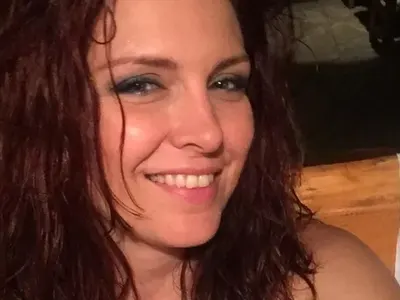 Жени Калканджиева  си сменя кръвта срещу 15 000 евро с Вампирски лифтинг!