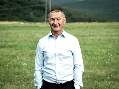 Каролев, Николов и Бакалова се връщат във „Фермата“