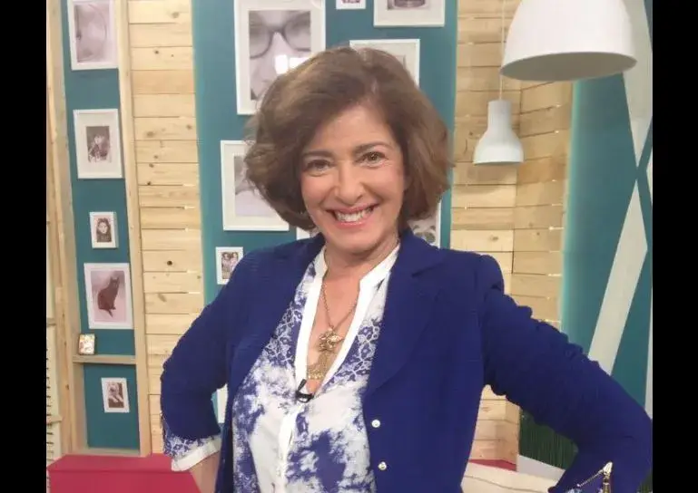 Катето Евро събра приятелки за курабийки