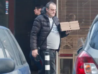 Краси Радков закъса с очите