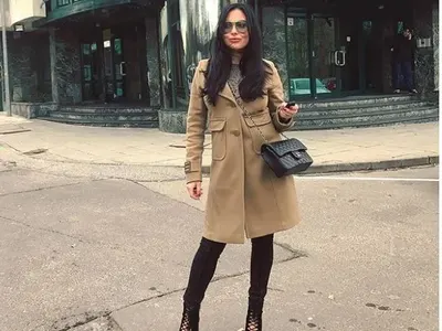 Лили Клюкарката чака бебе