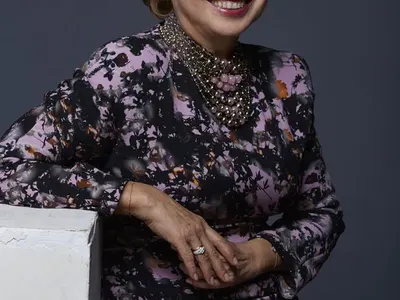 Лорд Минчев не спи!  „Гилотина“ -та свисти: Дилов син, син-зелен, Ники Кънчев – модна жалба за младост, кисела мода за Марги Хранова + още и снимки