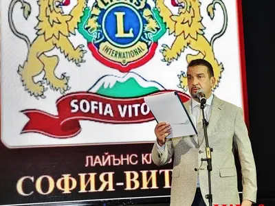 Лорд Минчев не спи!  „Гилотина“ -та свисти: Дилов син, син-зелен, Ники Кънчев – модна жалба за младост, кисела мода за Марги Хранова + още и снимки