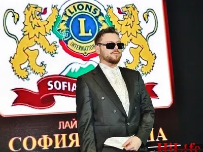 Лорд Минчев не спи!  „Гилотина“ -та свисти: Дилов син, син-зелен, Ники Кънчев – модна жалба за младост, кисела мода за Марги Хранова + още и снимки