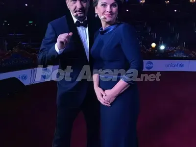 Лорд Минчев пусна Гилотината: Влади и Ники Априлови безцеремонно елегантни,  Дебора натъкмена не като за черква, Салич – расо или лош дизайнер? + още и снимки