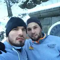 Мъжете на Деси Слава и Златка Райкова първи дружки