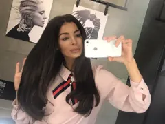 МЕГЗ врътна собственоръчно баница на моделките си и гаджетата им (СНИМКИ)