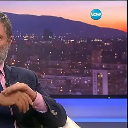 Милен Цветков остана сам по празниците