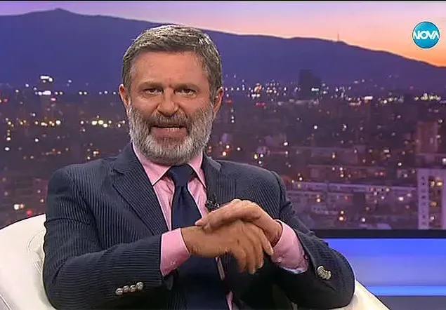 Милен Цветков остана сам по празниците