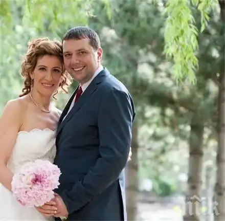 Министър Ангелкова разделена с мъжа си! От години не са спали в общо легло (Ето причината)