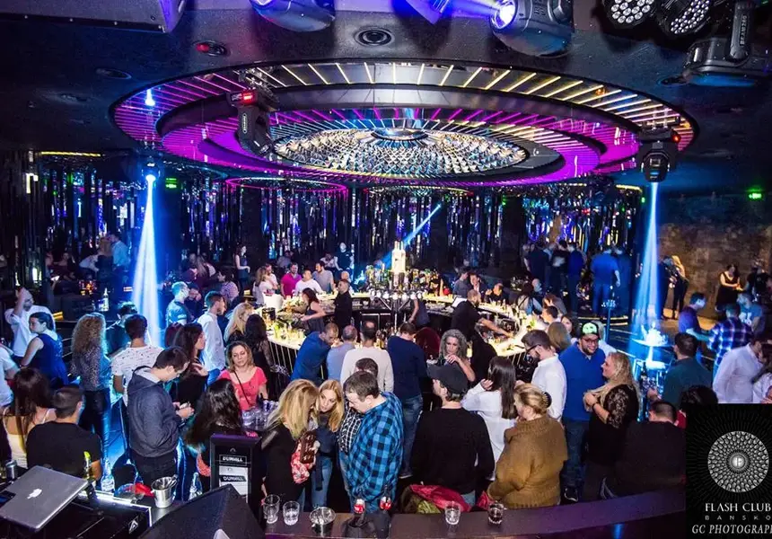 Най-добрият клуб FLASH откри зимния парти сезон в Банско!