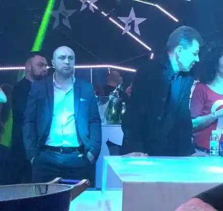 Нова мацка в леглото на Сашо Майонезата (Подробности)