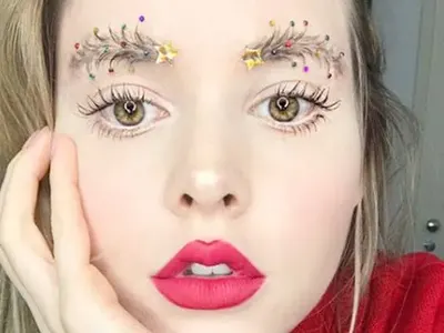 Нова мода завладя мрежата: Елха по лицето