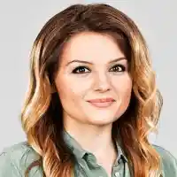 Петя Дикова се втали до неузнаваемост! (Вижте тайната на щерката на Аня Пенчева)