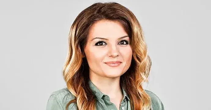 Петя Дикова се втали до неузнаваемост! (Вижте тайната на щерката на Аня Пенчева)