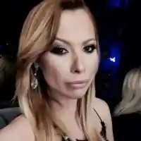 Познахте ли тази фолк певица? Тук е само на 8 годинки