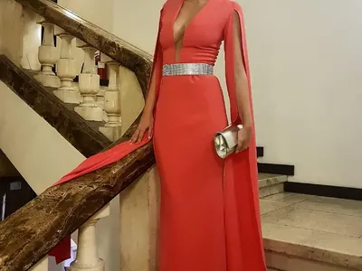 Репортерката на „Папараци“ стана най-секси журналистка