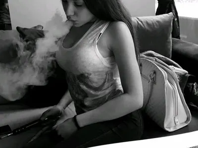 ШОК! 15-годишната щерка на Фънки по-скандална и от него! Вижте какви СНИМКИ има в нета!