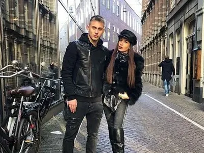 Щерката на Фатик пръсна 5 бона за хотел в Амстердам (СНИМКИ)