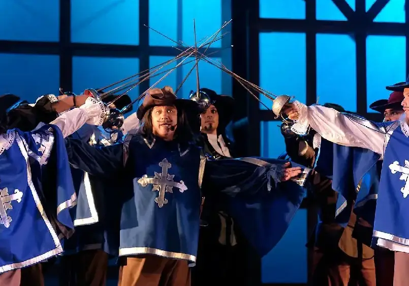 Тримата мускетари завземат НДК на 14 декември