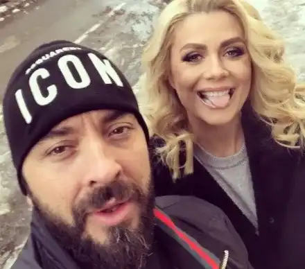 Венета Райкова изтрещя! Пее „Шушана“ с цяло гърло и върти кючеци