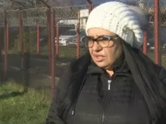 Мейзер се жалва на Елза Парини: В затвора се опитаха да ме отровят, косата ми окапа (Още за затворническите неволи на миската)