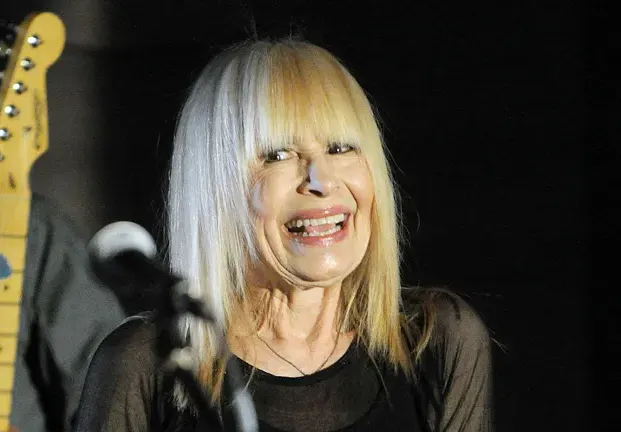 Застрахователи се изгавриха с Лили Иванова! Отказаха й услугите си - била на преклонна възраст