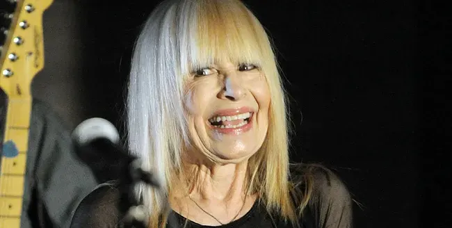 Застрахователи се изгавриха с Лили Иванова! Отказаха й услугите си - била на преклонна възраст