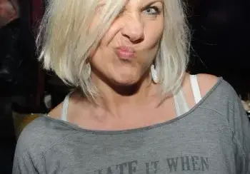 Албена Михова се отказа от мъжете (Актрисата не ще да става домакиня и съпруга)